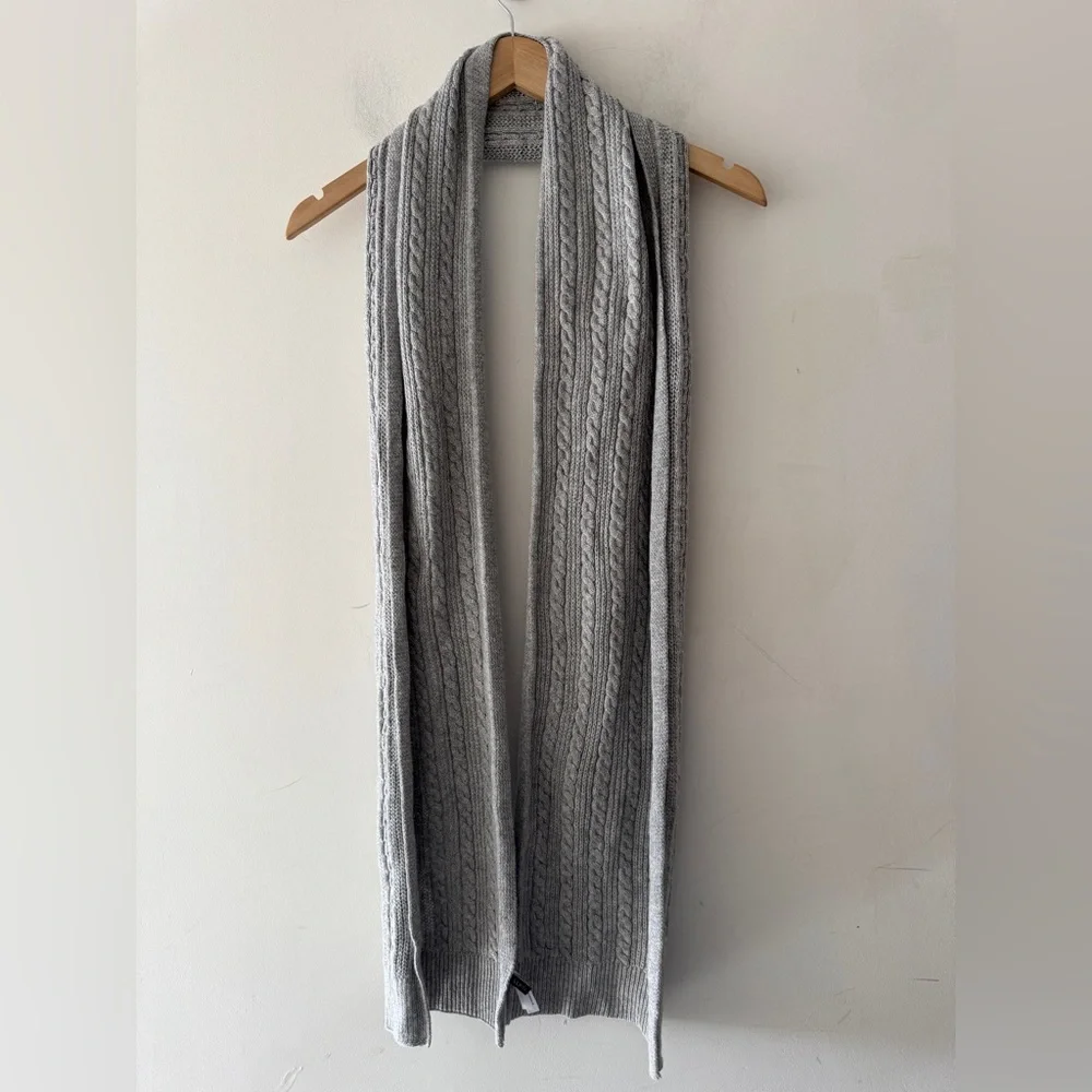 Talbots Gray‎ Super Soft Cable Knit Scarf